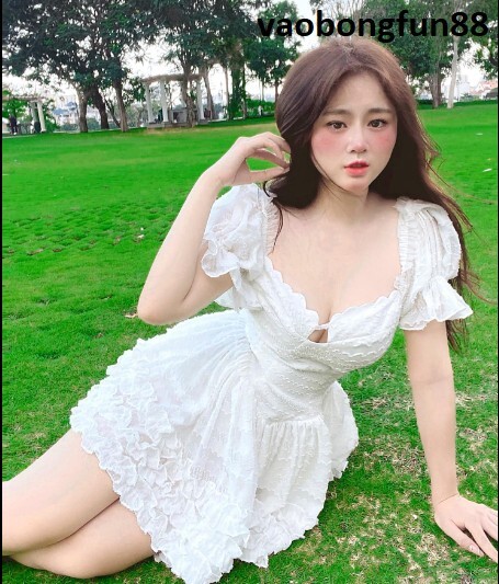 Hot girl ngành Tiếp viên hàng không Hồng Hân cực xinh đẹp và quyến rũ 8 Screenshot 5